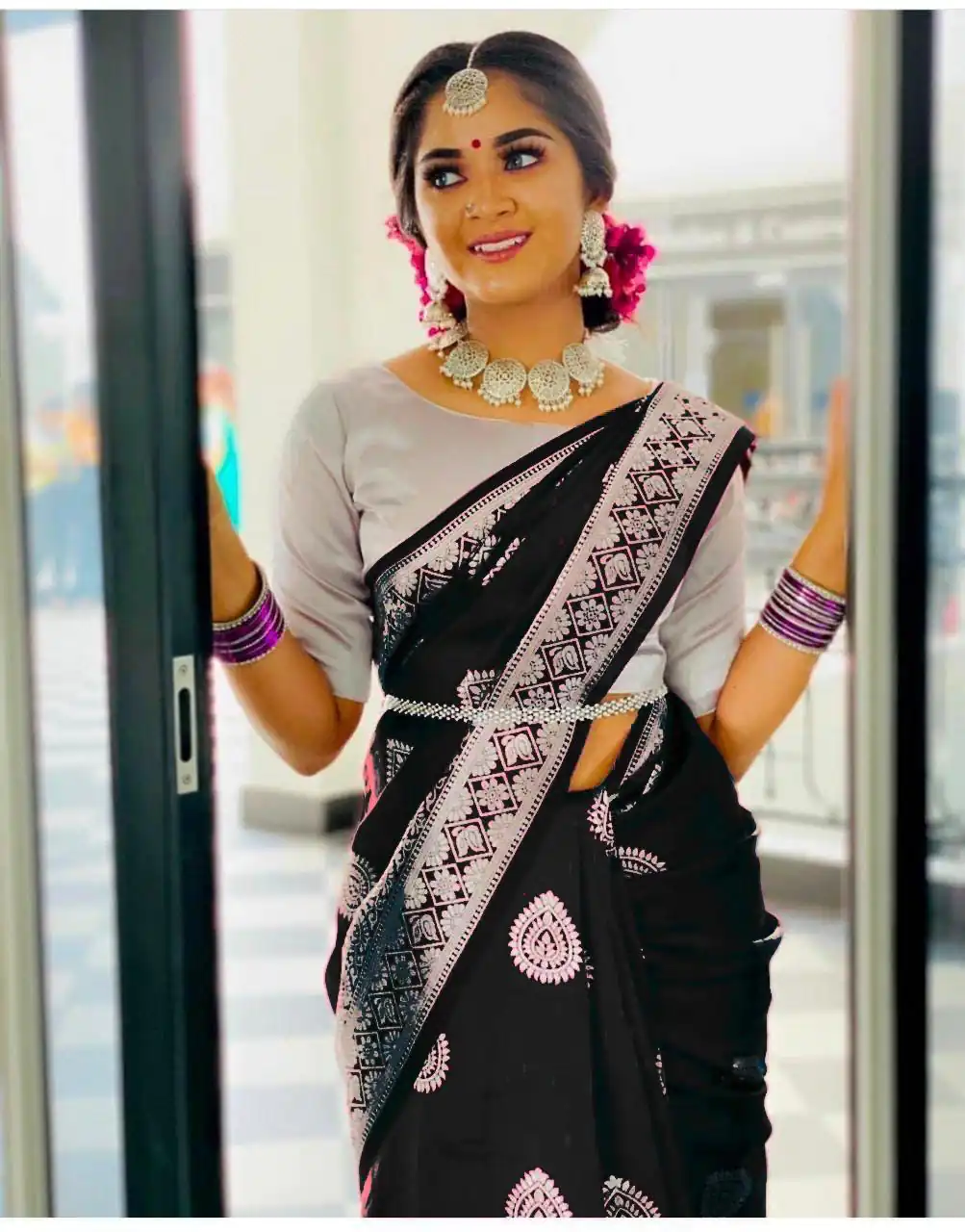 Fashionable Coffee Color Soft Lichi Silk Beautiful Rich Pallu Saree