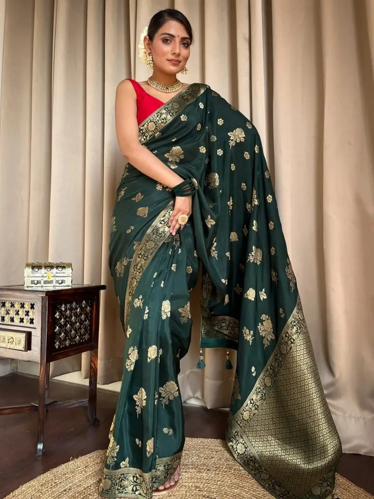 Graceful Green Color Banarasi Soft Silk Extra Ordinary Design Saree