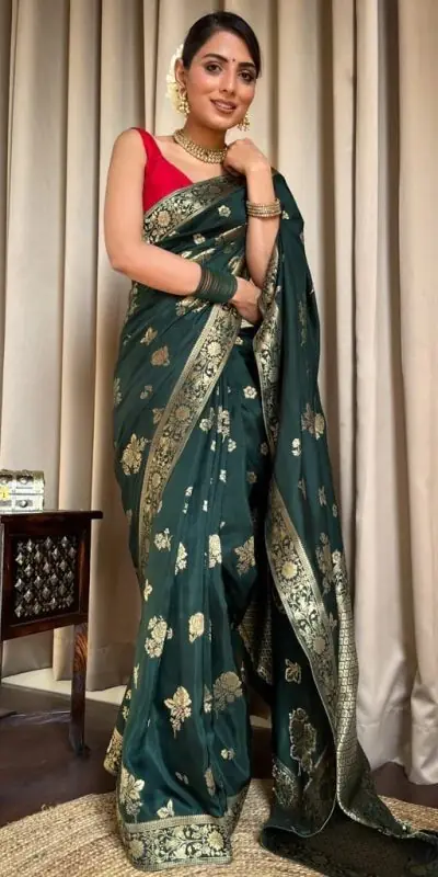 Graceful Green Color Banarasi Soft Silk Extra Ordinary Design Saree