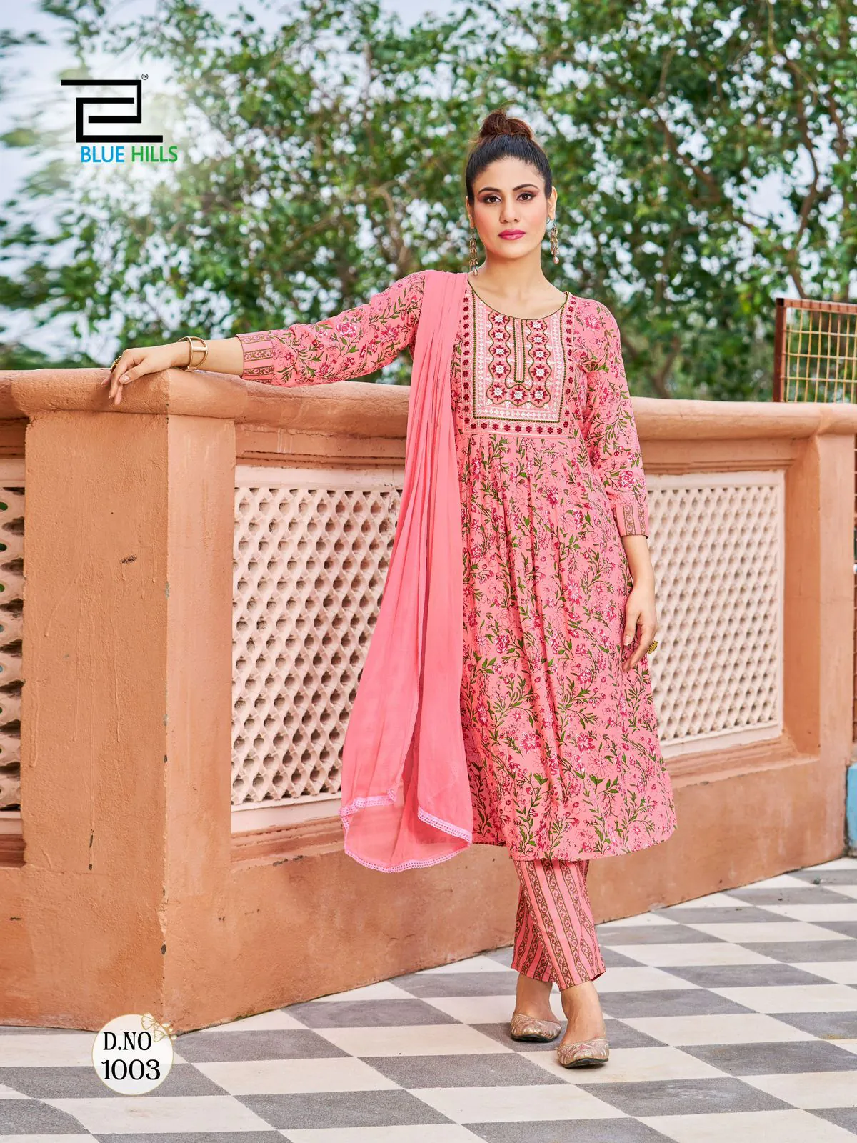 INLI Kiara Pink Color Heavy Rayon With Embroidery Work Kurti Casual, Wedding, Party, Festive, Events Etc. Expected Delivery 4-6 Working Days @1799/- | Kurti, Bollywood Kurti, Creative Kurtis, Designer Kurti, Party Wear Kurti, Selfie Kurti