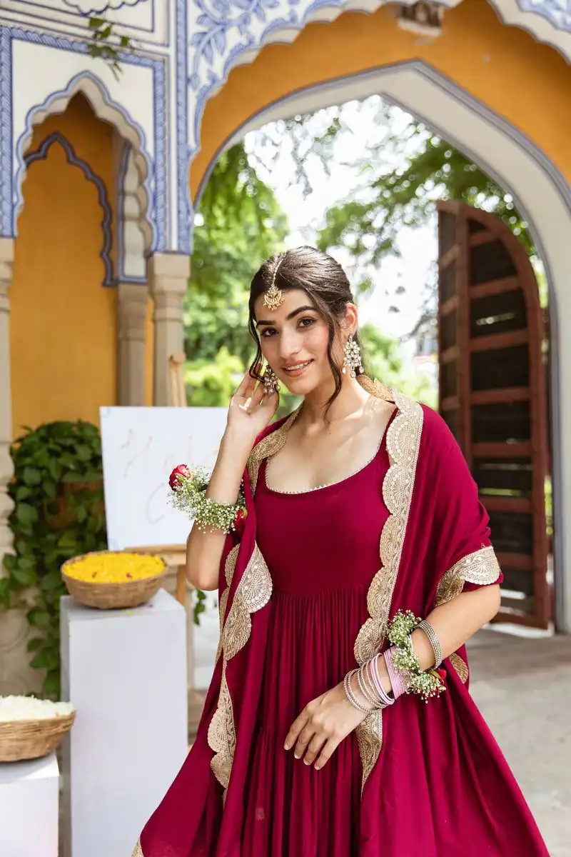 SSR 428 Red Color Heavy Georgette Attached Pad Salwar Suit Wedding, Party, Festive, Events Expected Delivery 4-6 Working Days @ 1849/- Only | Salwar suit, Casual Suits, Creative suits, Designer Suits, Party Wear Suits, Straight Suits