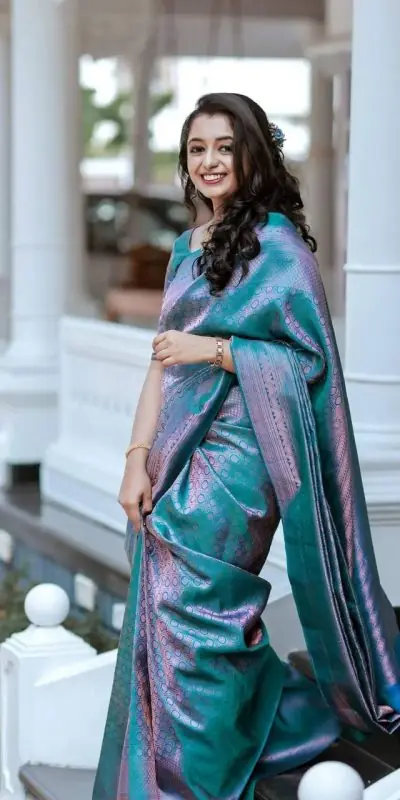 SC Nayantara pink Blue Color Soft Silk Pink Zari Design Spread Shine Various Saree , Party Wear, Events, Festivals Expected Delivery 4-6 Working Days 1449/- | Sarees, Bollywood Sarees, Creative Sarees, Designer Sarees, Embroidered Sarees, Ethnic Saree, Modern Digital sarees, Party Wear Sarees