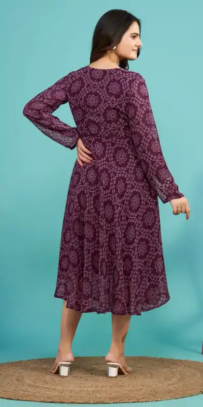 Aesthetically Pleasing Purple Color fox Georgette Printed Kurti