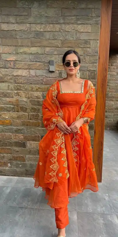 RTC 5625(A) Orange Color Georgette Coin Lace Border Salwar Suit Wedding, Party, Festive, Events Etc. Expected Delivery 4-6 Working Days @1899/- | Jump Suits, Salwar suit, Casual Suits, Creative suits, Designer Suits, Palazzo Suits, Party Wear Suits, Patiala Suits, Straight Suits