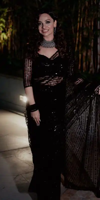 DF 3332 Black Color Butterfly Net 5mm Sequence Embroiderer Work Saree Casual, Wedding, Festive, Events . Expected Delivery  4-6 Working Days @1699/- only                                                                                | Sarees, Bollywood Sarees, Creative Sarees, Designer Sarees, Embroidered Sarees, Ethnic Saree, Modern Digital sarees, Party Wear Sarees