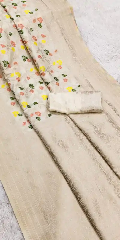 MB 96 Off White Color Khaddi Pashmina with Zari Work & Lace Work Saree . Now at just ₹1999. Delivery 4-6 Working Days. Shop now. | Sarees, Bollywood Sarees, Creative Sarees, Designer Sarees, Embroidered Sarees, Ethnic Saree, Modern Digital sarees, Party Wear Sarees