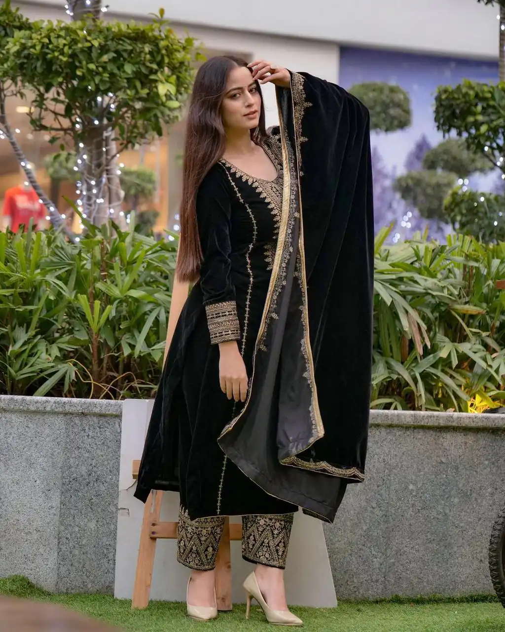 SRK 5017 Black in Viscose Velvet Embroidery Work & Lace Work Salwar Suit . Exclusive Offer ₹1999. Delivery 4-6 Working Days. Shop now. | Jump Suits, Tops & Bottoms, Track Suits, Salwar suit, Casual Suits, Creative suits, Designer Suits, Palazzo Suits, Party Wear Suits, Patiala Suits, Straight Suits, Trendy Wear