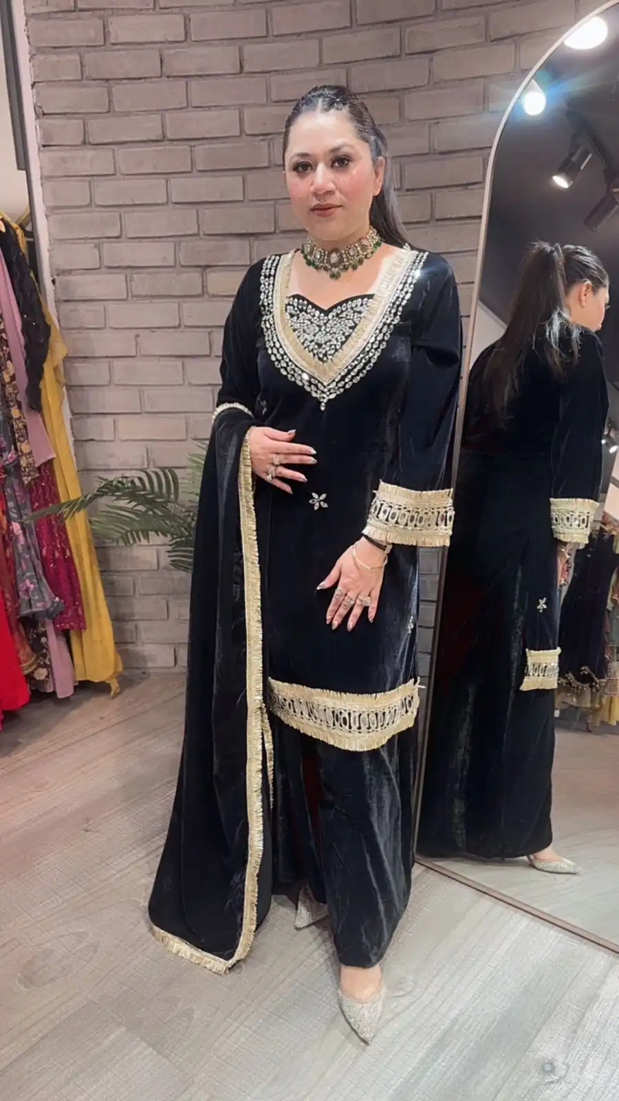 Black Velvet Mirror Embroidery Work Salwar Suit - Image 2