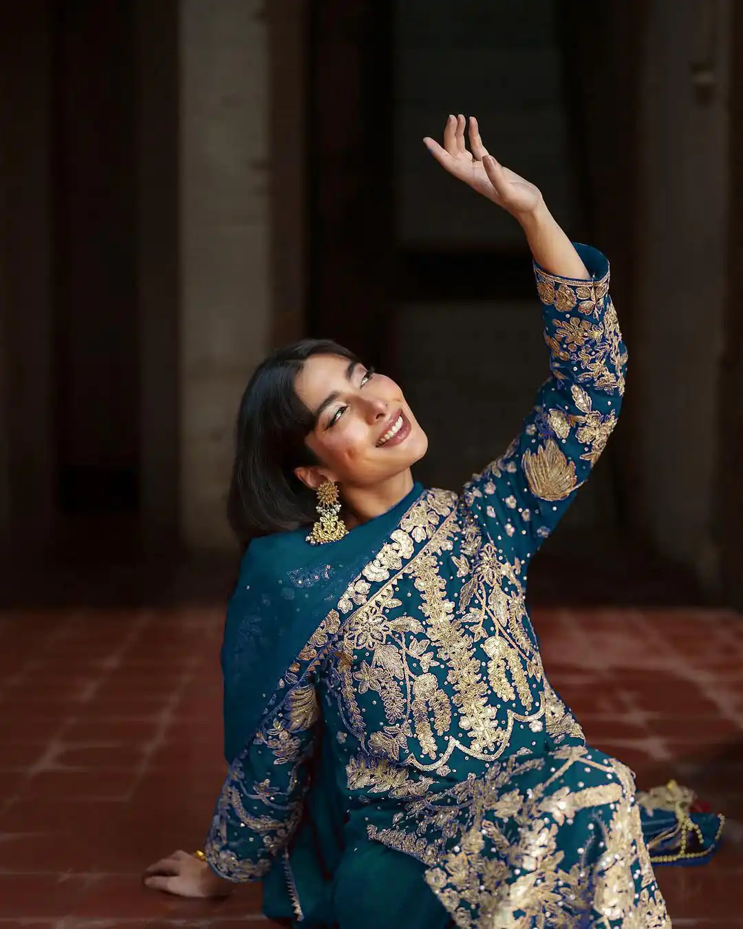 Blue Faux Georgette Chain Sequence Work Salwar Suit - Image 4