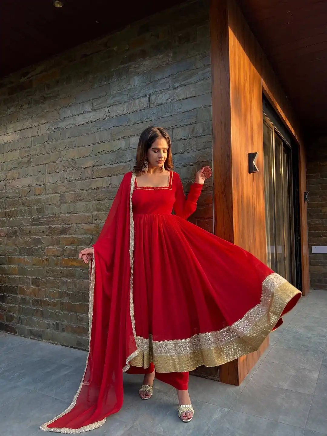 Red Blooming Gorgette Lace Work Salwar Suit