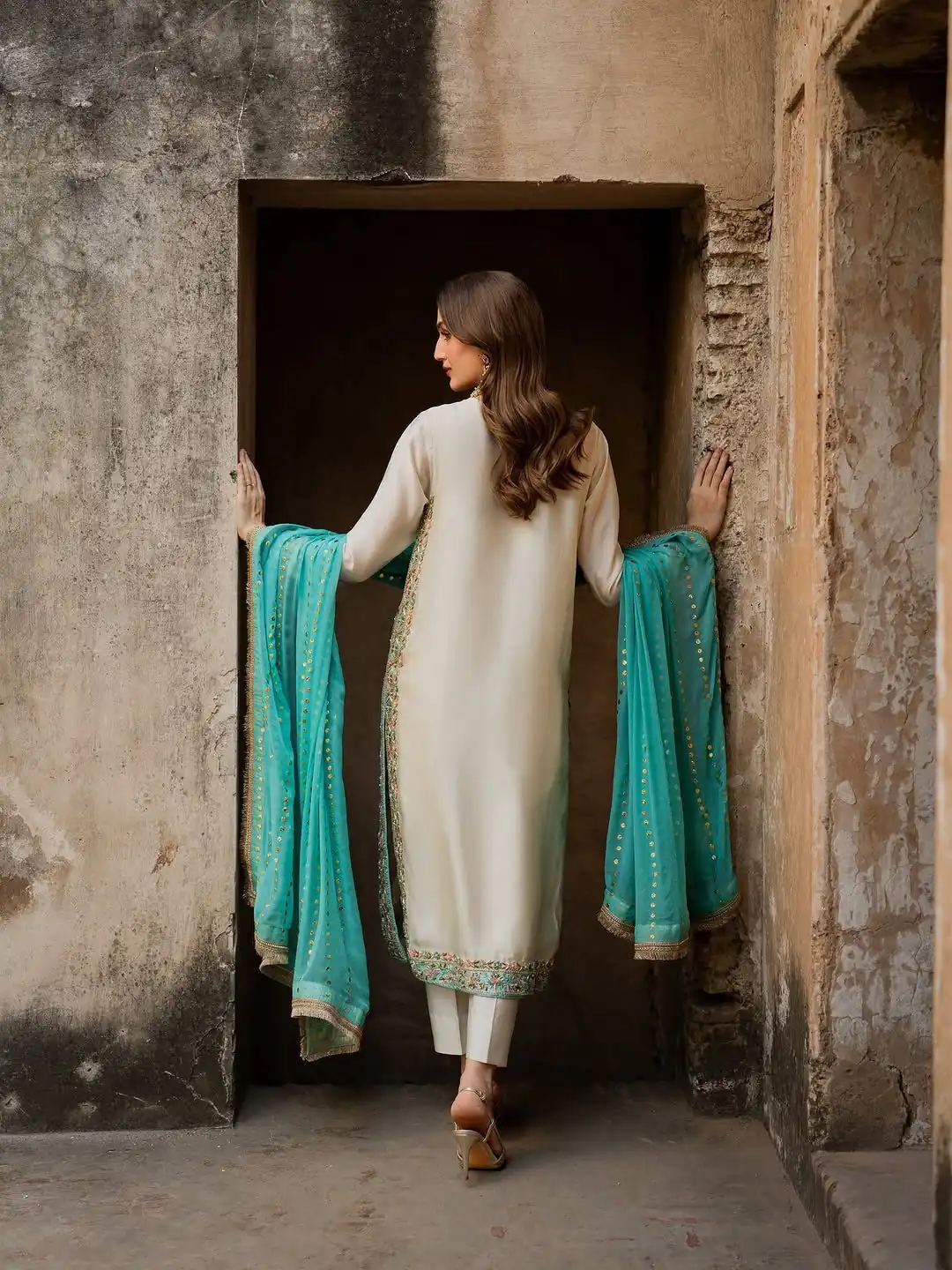 White Organza Silk Embroidery Lace Work Salwar Suit - Image 7