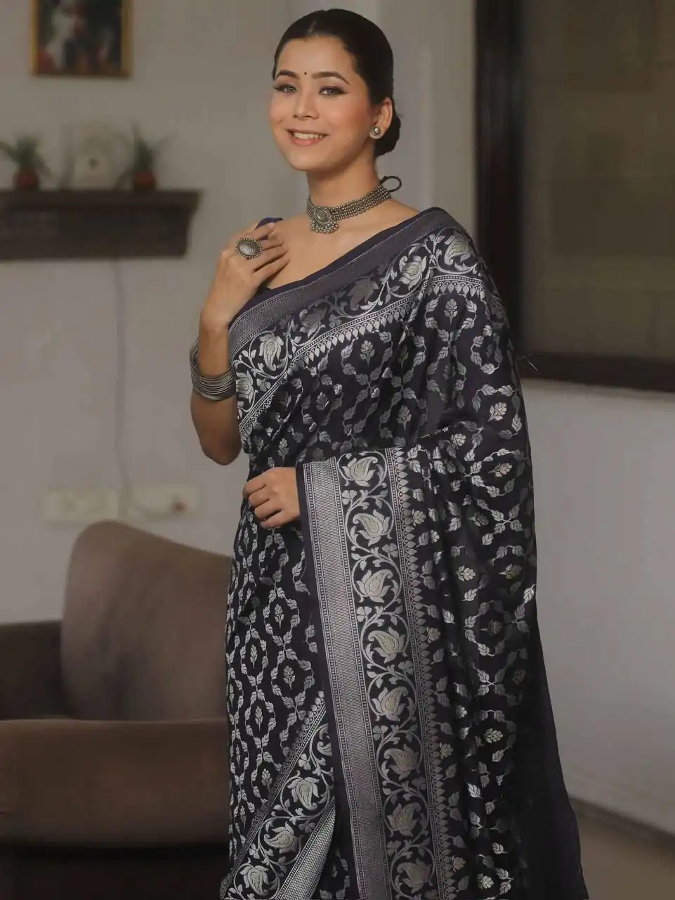Black Lichi Silk Jacquard Border Work Saree - Image 4