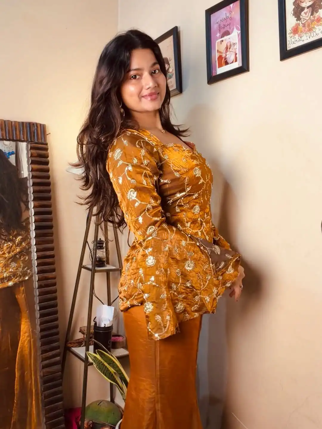 Mustered Fandy Silk Embroidery Work Salwar Suit - Image 3