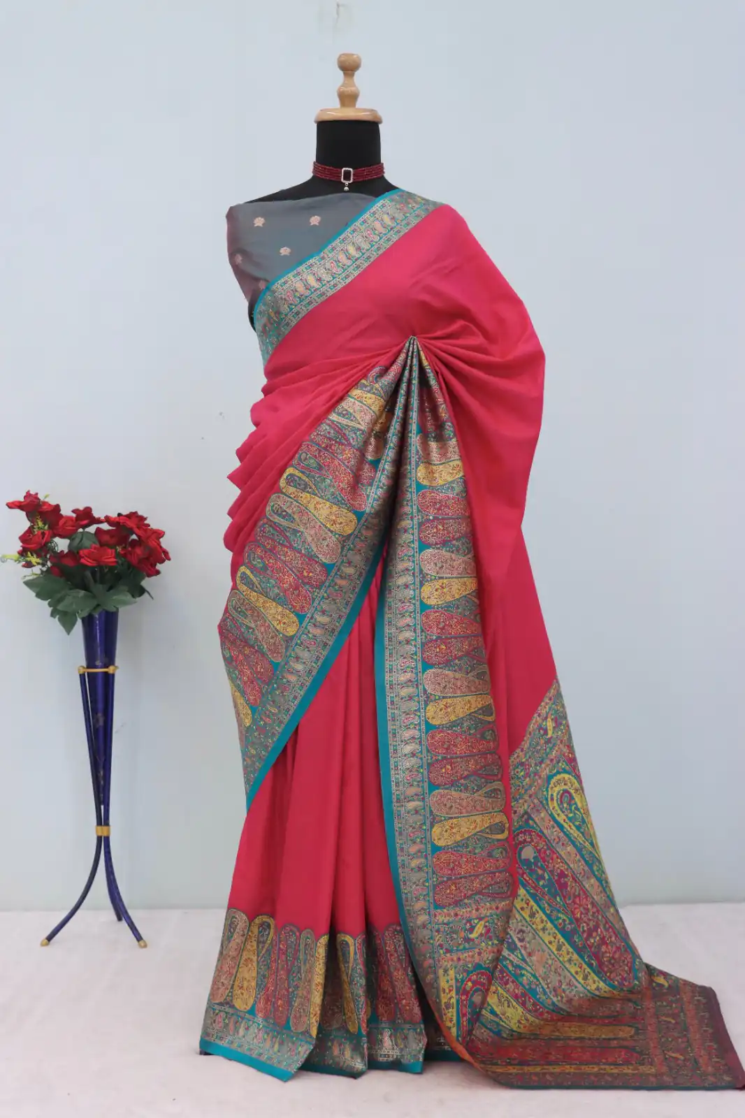 MB 66 Pink in Color Paithani Silk Lace Border & Lace Work Saree . Special Price ₹2399. Delivery 4-6 Working Days. Shop now. | Sarees, Bollywood Sarees, Creative Sarees, Designer Sarees, Embroidered Sarees, Ethnic Saree, Modern Digital sarees, Party Wear Sarees
