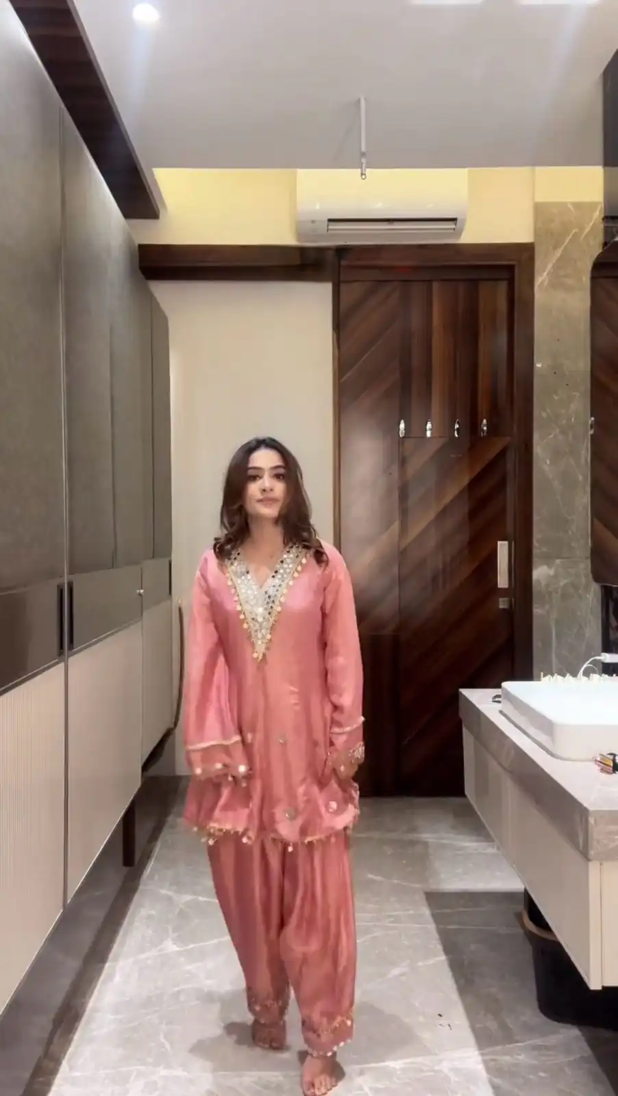 ₹2099 | LG 2067 Peach Coss Moss Salwar Suit with Embroidery Work & Mirror Work. Affordable Price ₹2099. Delivery 4-6 Working Days. Shop now. | Jump Suits, Salwar suit, Casual Suits, Creative suits, Designer Suits, Palazzo Suits, Party Wear Suits, Patiala Suits, Straight Suits