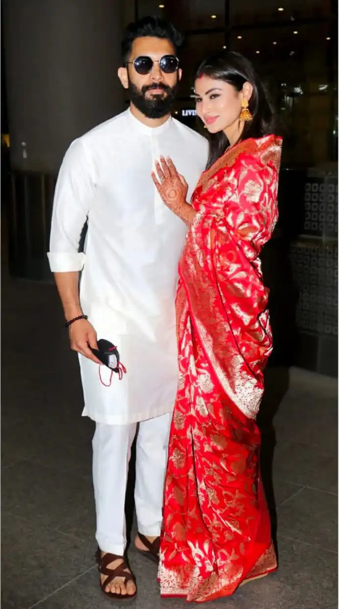 ₹1399 | KPR 115 Red Color Soft Lichi Silk Saree with Lace Border & Lace Work. Best Price ₹1399. Delivery 4-6 Working Days. Shop now. | Sarees, Bollywood Sarees, Creative Sarees, Designer Sarees, Embroidered Sarees, Ethnic Saree, Modern Digital sarees, Party Wear Sarees