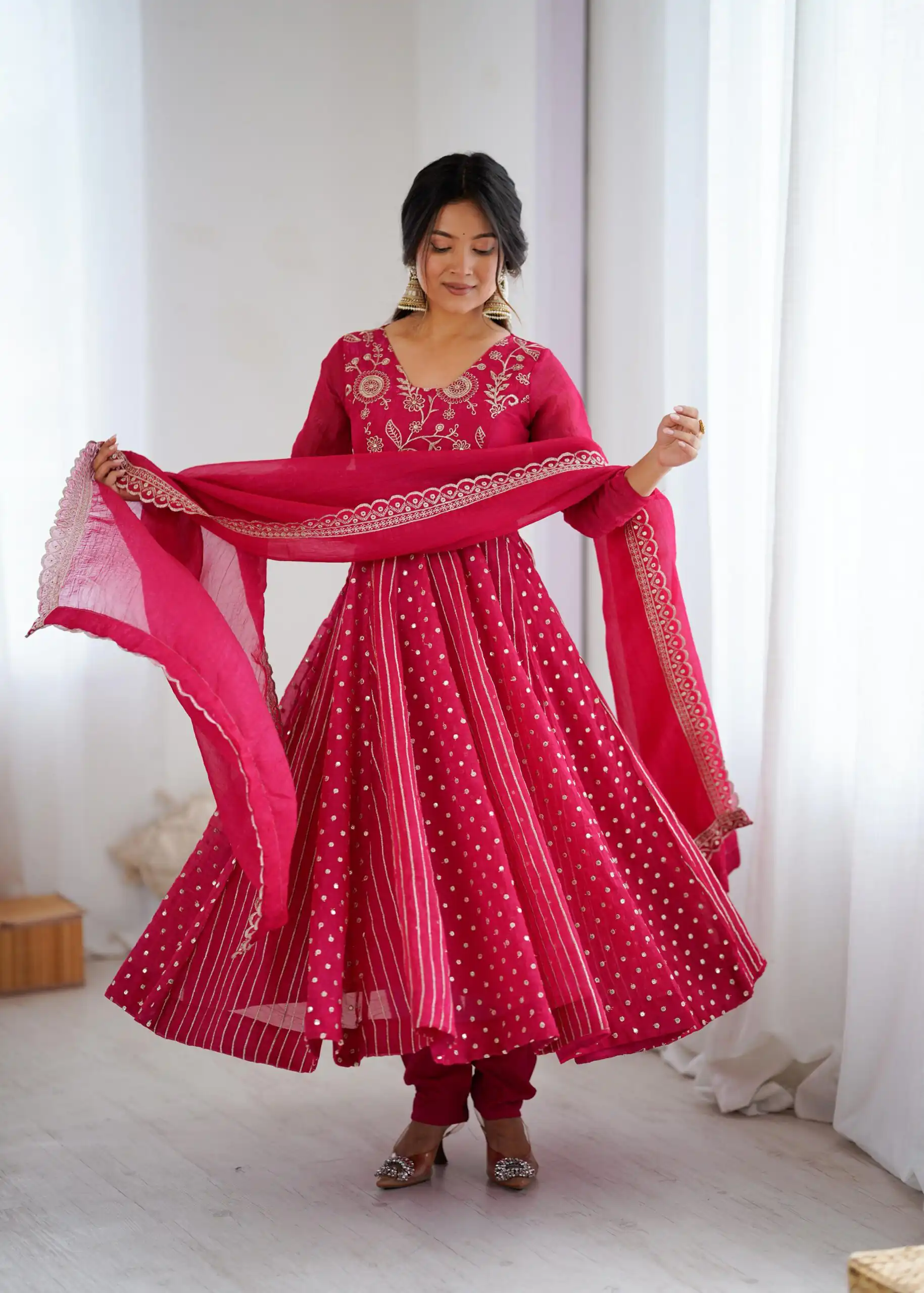 SRK 5293 Pink With Crunchy Silk With Fully Flair with Lace Work & Embroidery Work Anarkali Gown . Introductory Price ₹2149. Delivery 4-6 Worki | Gowns, Bollywood Gowns, Creative Gowns, Designer Gowns, Embroidered Gowns, Party Wear Gowns