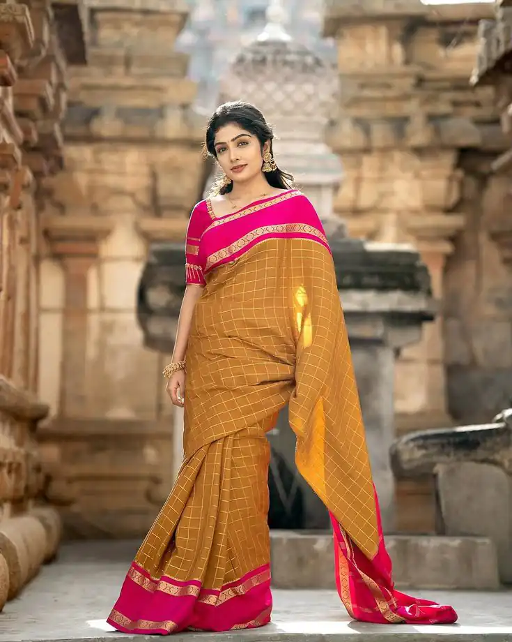 Aglow Mustered Soft Lichi Silk Jacquard Work Saree