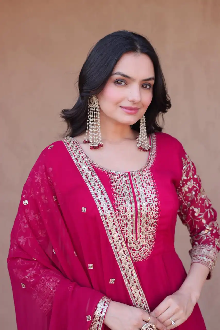 Simple Pink Faux Blooming Embroidery Zari Work Gown