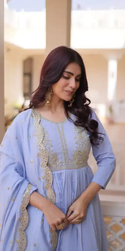 Super Lavender Roman Silk Bead Embroidery Work Gown