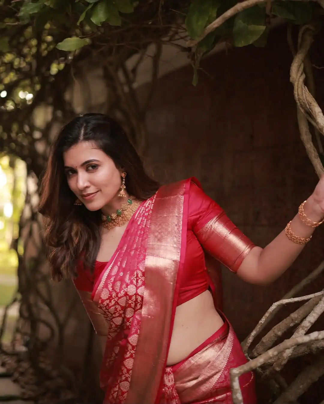 KPR 234 Gajri Soft Lichi Silk Saree with Lace Work & Lace Border. Introductory Price ₹1349. Delivery 4-6 Working Days. Shop now. | Sarees, Bollywood Sarees, Creative Sarees, Designer Sarees, Embroidered Sarees, Ethnic Saree, Modern Digital sarees, Party Wear Sarees