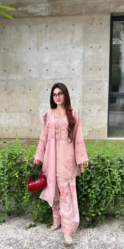 Fancy Light Pink Faux Georgette Digital Print Salwar Suit
