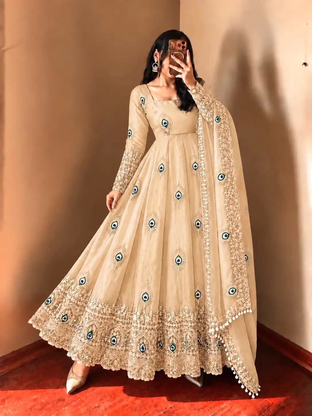 Fancy Off White Fendy Silk Sequins Work Gown