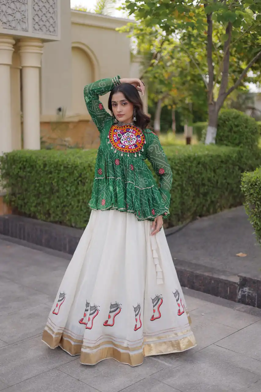 KA 5084 Green Kora Cotton Lehenga Choli erfect for Wedding, Party, Haldi, Traditional Day, Makar Sankranti – . Special Price ₹2799. Delivery 4-6 Working | Lehenga, Bollywood Lehenga, Creative Lehenga, Designer Lehenga, Embroidered Lehenga, Party Wear Lehenga