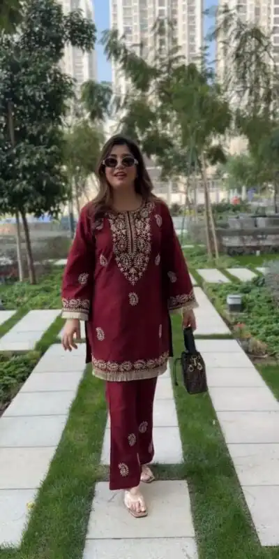 Fancy Maroon Slub Rayon Lace Thread Work Kurti