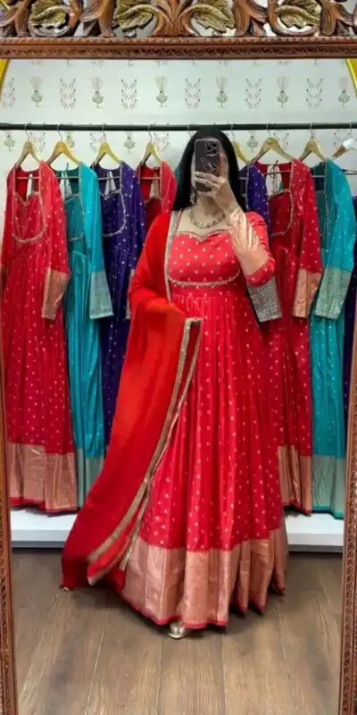 Fancy Red Jacquard Wiving Embroidery Zari Work Gown