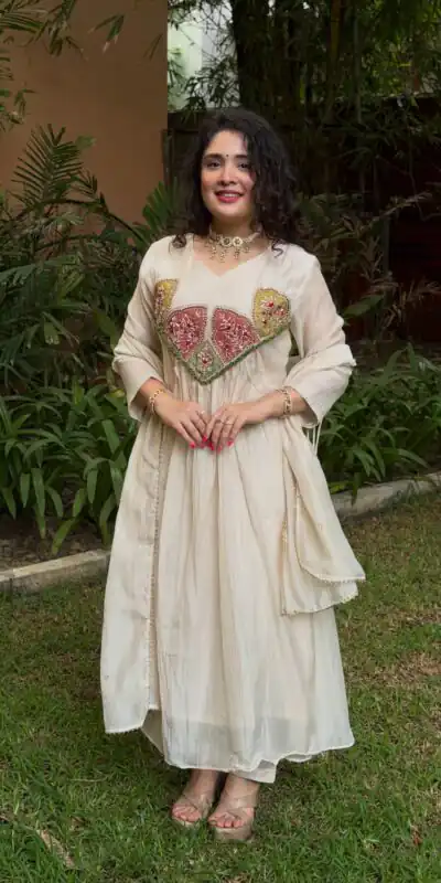 Glowing White Mal Chanderi Sequins Work Salwar Suit