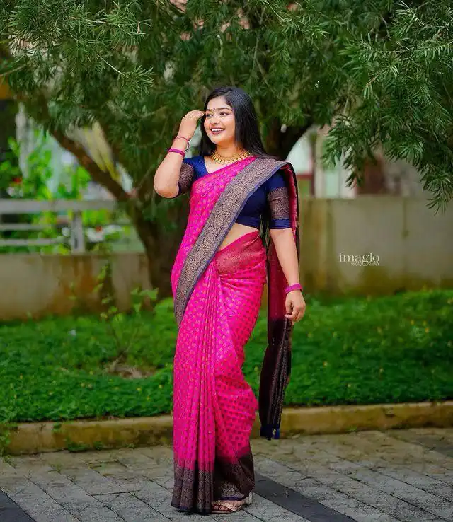 Perfect Pink Lichi Silk Jacquard All Over Work Saree