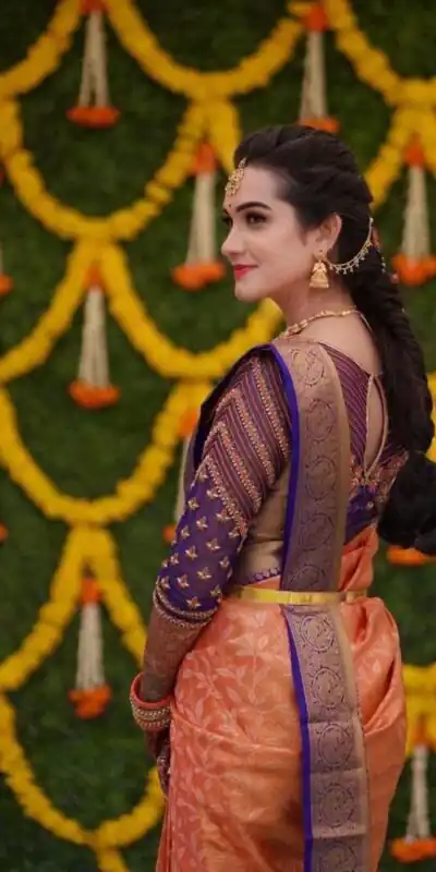 Perfect Rust Lichi Silk Jacquard Border Work Saree