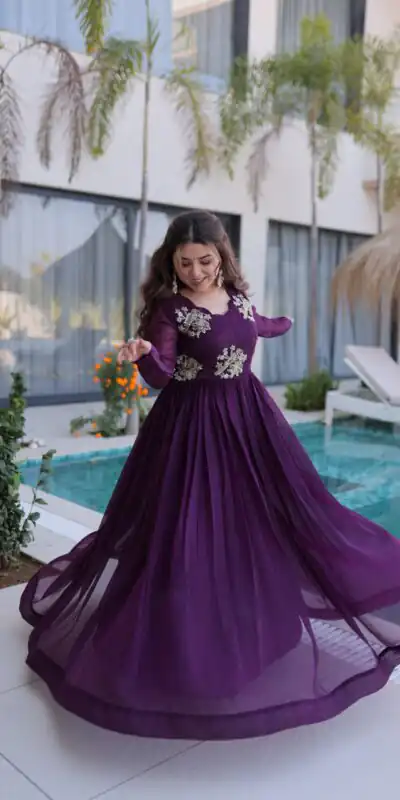 Pretty Purple Silver Crunchy Beads Work Gown