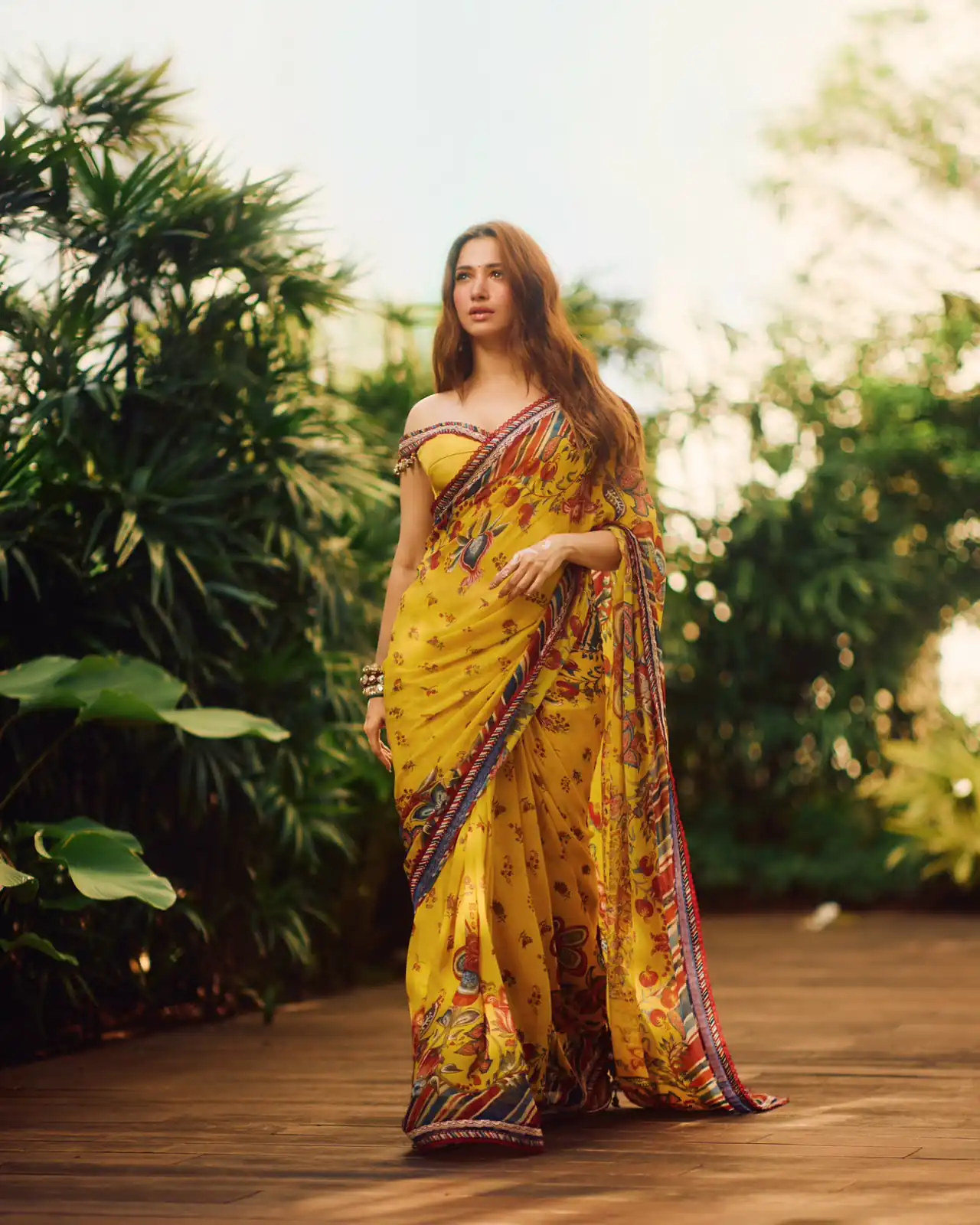 Pretty Yellow Fox Georgette Print With Fancy Lace Work Saree
