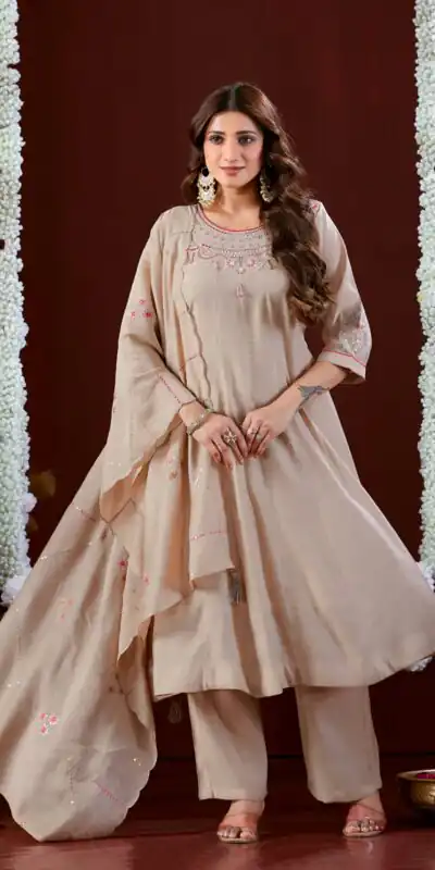 Super Off White Mul Slub Thread Work Salwar Suit