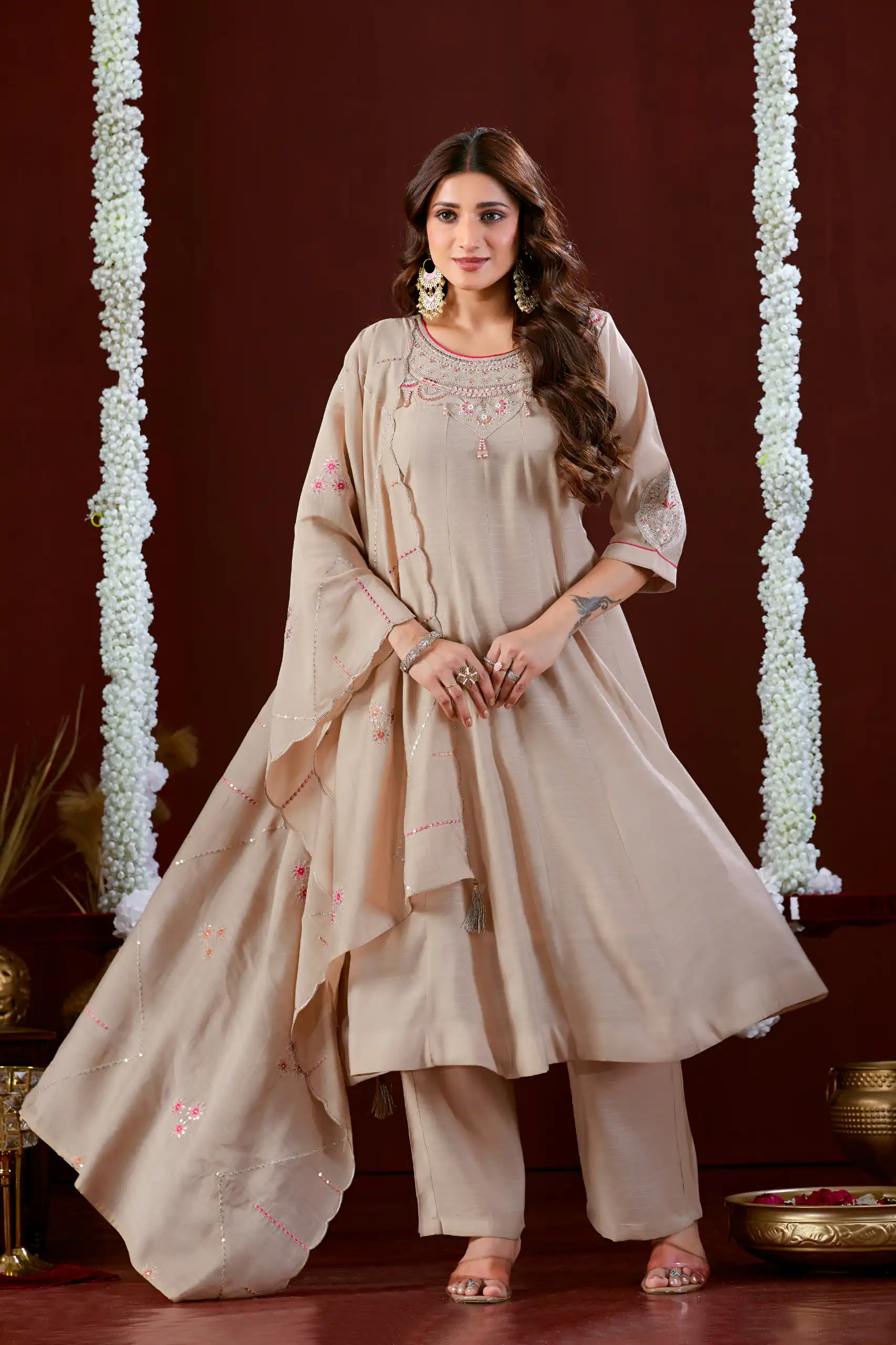 Super Off White Mul Slub Thread Work Salwar Suit