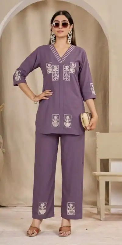 DIVA 197 Lavender Slub Rayon Kurti Perfect for Wedding, Party, Housewarming, Makar Sankranti, Pongal – . Price -1999 Delivery 4-6 Working Days. Shop now. | Kurti, Bollywood Kurti, Creative Kurtis, Designer Kurti, Party Wear Kurti, Selfie Kurti
