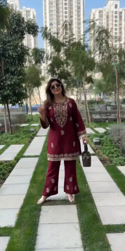 KD 1615 Maroon Slub Rayon Kurti Perfect for Wedding, Party, Housewarming, Makar Sankranti, Pongal – . Delivery 4-6 Working Days. Shop now. | Kurti, Bollywood Kurti, Creative Kurtis, Designer Kurti, Party Wear Kurti, Selfie Kurti