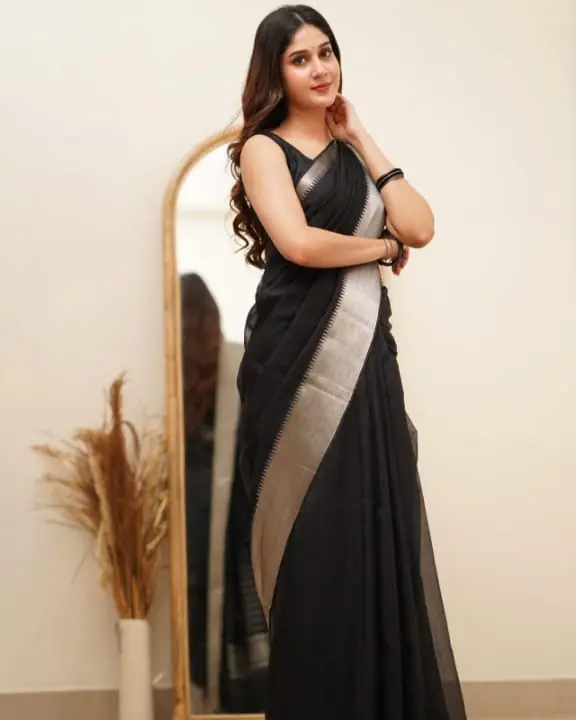 Silver Black Banarasi Soft Silk Ordinary Design Saree - Image 5