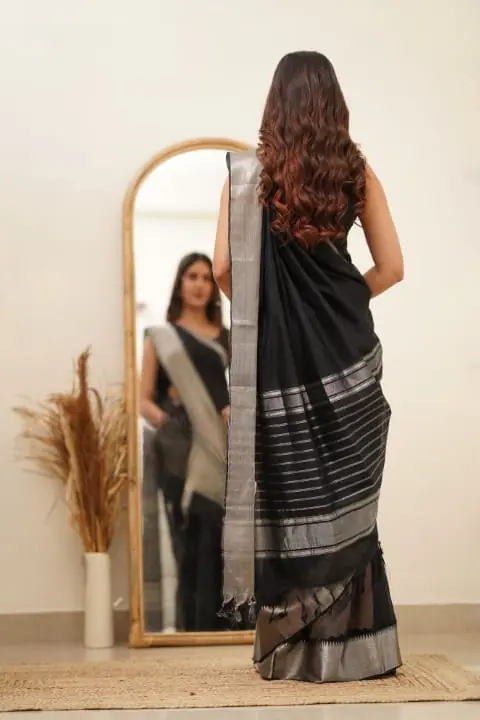 Silver Black Banarasi Soft Silk Ordinary Design Saree - Image 2