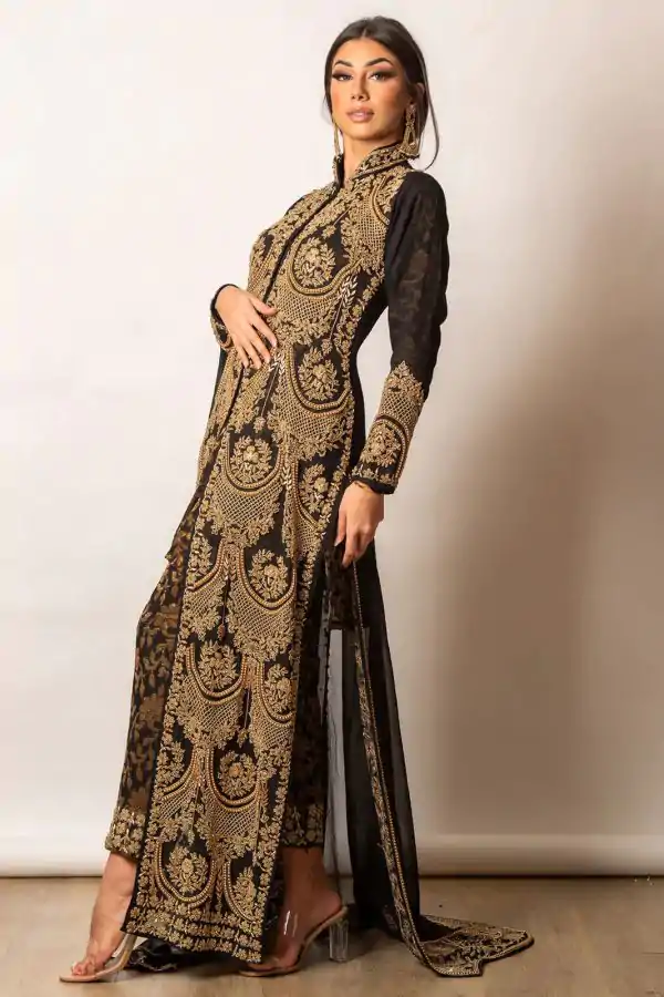 Elegant Black Color Georgette Thread Sequence Work Salwar Suit