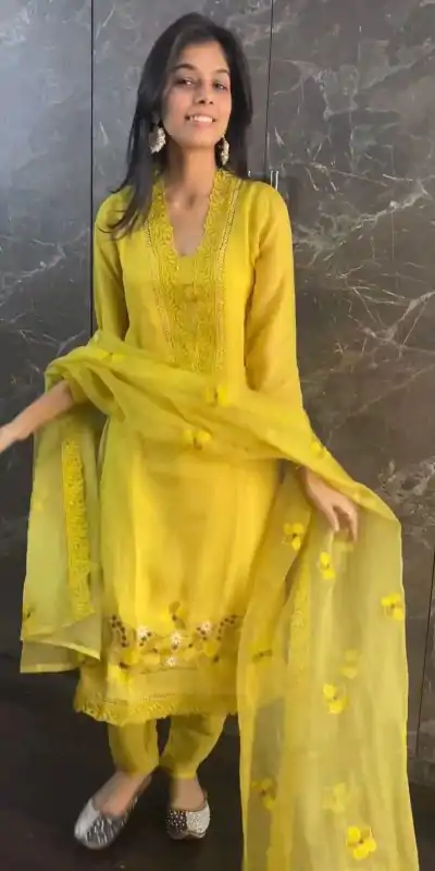 Pretty Yellow Color Maslin Thread With Fancy Border Salwar Suit