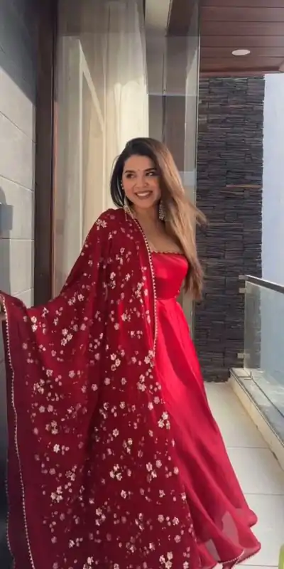 SRK 5128 Red | Red Heavy Faux Georgette With Embroidery Sequence Work With Attached Cups With Fully Flair Salwar Suit with Lace Work & Embroidery Work. Gra | Salwar suit, Casual Suits, Creative suits, Designer Suits, Palazzo Suits, Party Wear Suits, Patiala Suits, Straight Suits