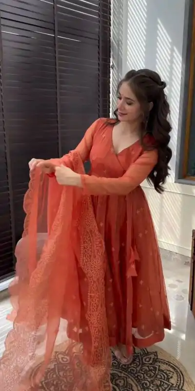 SRK 5184 Rust Color Georgette Embroidery Work Salwar Suit Wedding, Party, Festive, Events Expected Delivery 4-6 Working Days @ 2049/- | Jump Suits, Salwar suit, Casual Suits, Creative suits, Designer Suits, Palazzo Suits, Party Wear Suits, Patiala Suits, Straight Suits